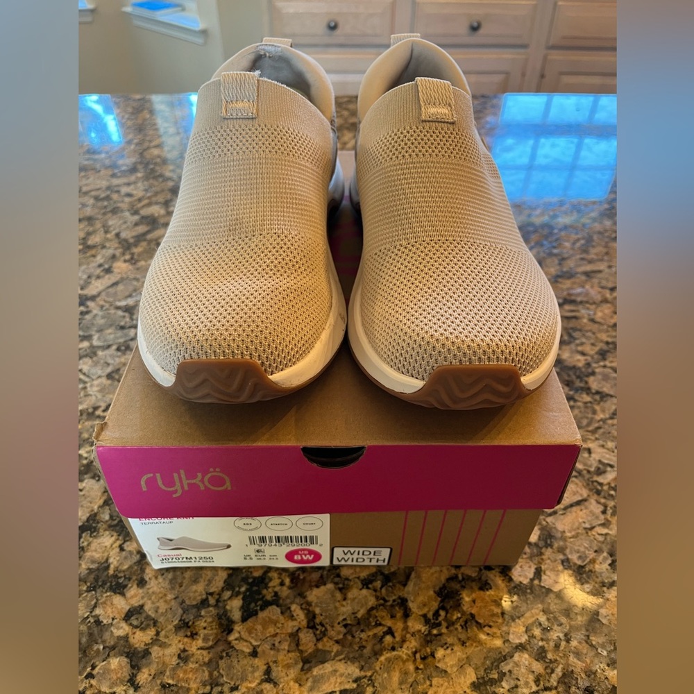 Ryka Encore Knit slip on sneakers 8W